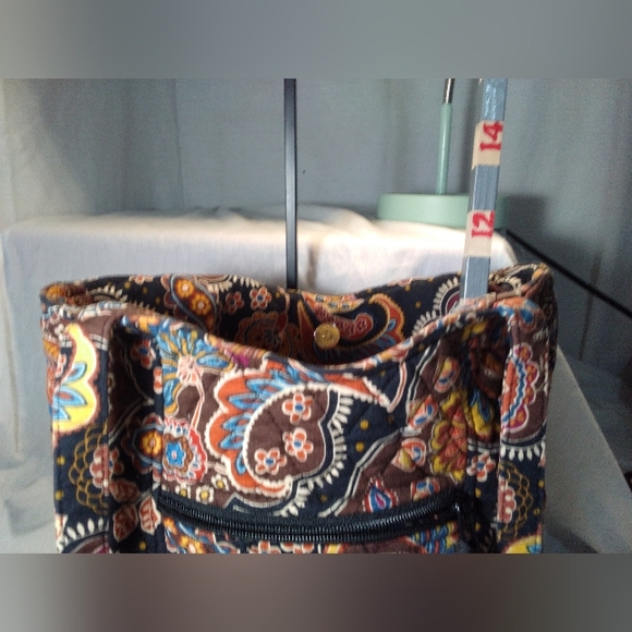 Brown Motif Vera Bradley Over Shoulder Tote § - Picture 10 of 13